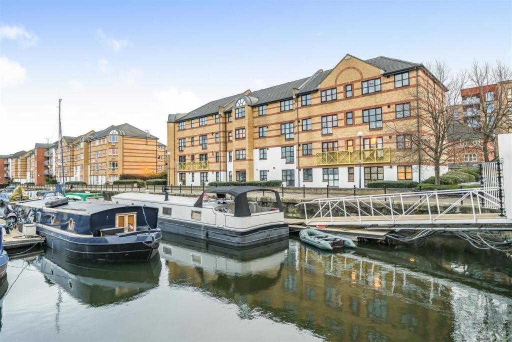 Transom Close London Exterior foto